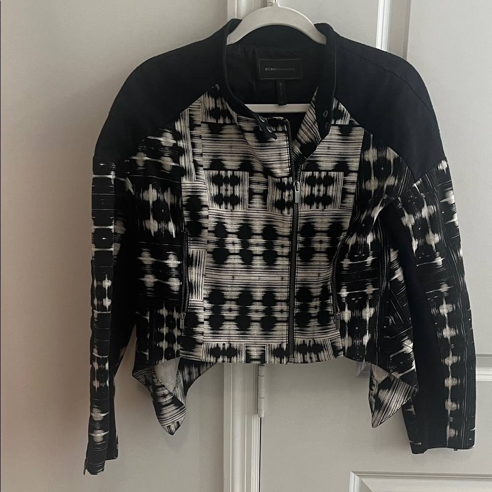 BCBGMaxAzria Black and White Geometric Bomber Jacket